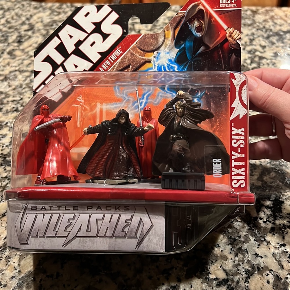 VINTAGE 2007 STAR WARS UNLEASHED BATTLE PACKS SERIES 2-1/2 INCH TALL FIGURE SET